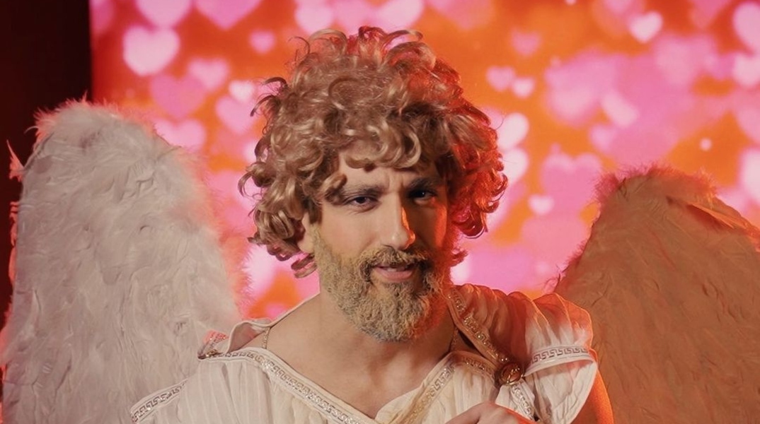 Διονύσης Ατζαράκης: Bίντεο για Άγιο Βαλεντίνο