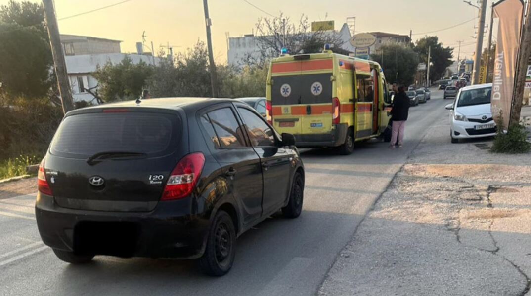 ΙΧ παρέσυρε 15χρονη στην Αρτέμιδα