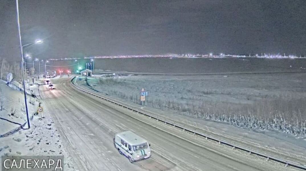 Κονβόι 4 οχημάτων τα μεσάνυχτα ίσως μετέφερε τη σορό του Ναβάλνι