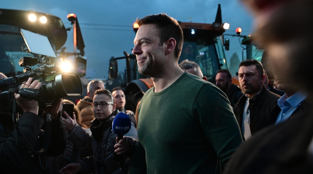 Κασσελάκης: Στο Σύνταγμα με τους αγρότες 