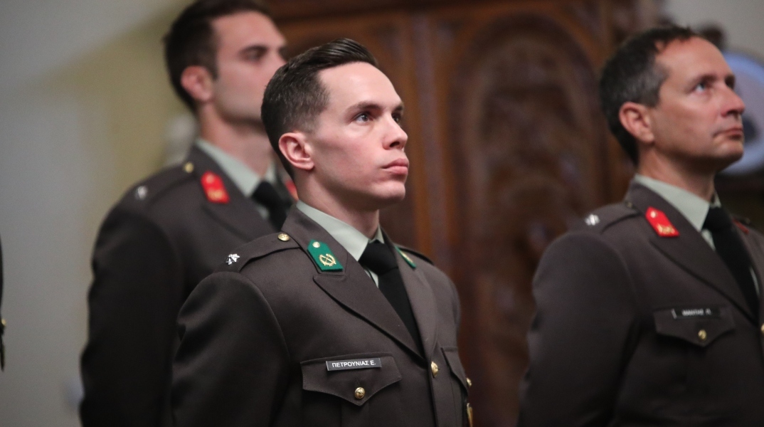 Η πρώτη ανάρτηση του ανθυπολοχαγού Πετρούνια μετά την ορκομωσία των Ολυμπιονικών