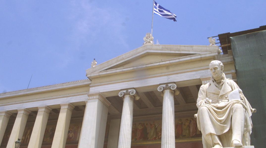 Πέθανε ο Νίκος Σκουτερόπουλος, σπουδαίος μελετητής της αρχαίας ελληνικής γραμματείας - Συλλυπητήριο μήνυμα της Λίνας Μενδώνη.