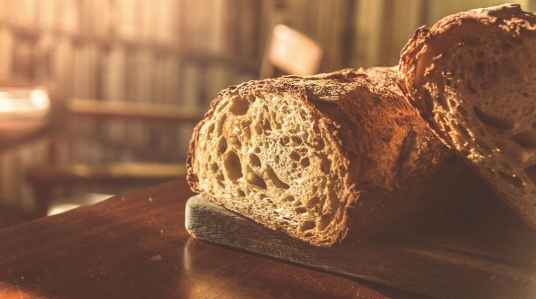 Τα 8 βασικά σημεία που φανερώνουν ένα καλό ψωμί 