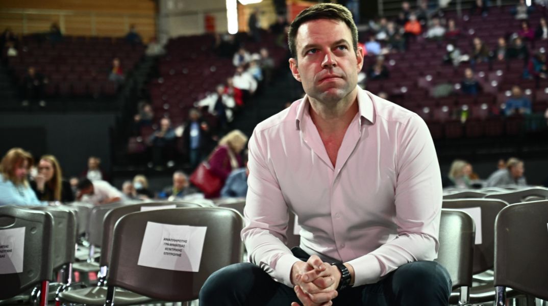 Στ. Κασσελάκης στο Tik Tok: Όχι fake news, όχι Μητσοτάκης, σε θάλασσες και ακτές