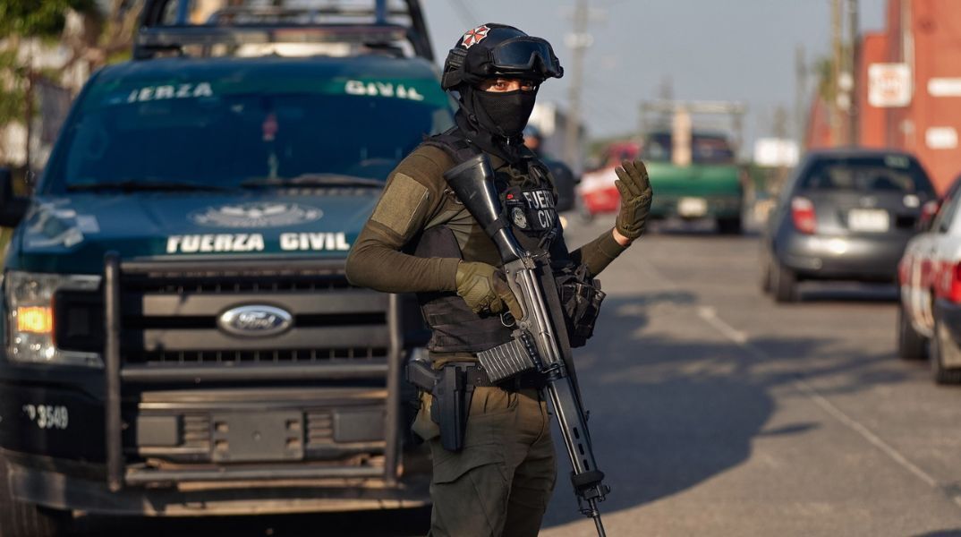 Μεξικό: Επτά πτώματα διάτρητα από σφαίρες σε αυτοκίνητο στην πολιτεία Βερακρούς - Από τις κύριες οδούς που χρησιμοποιούν τα καρτέλ ναρκωτικών.