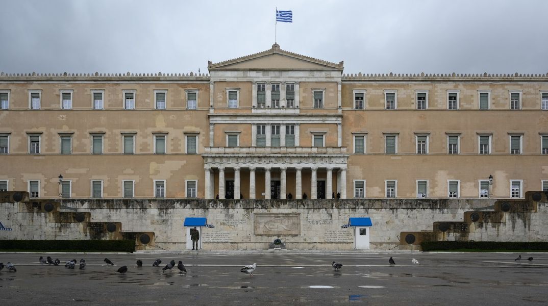 Καιρός: Βροχές και καταιγίδες σήμερα, Δευτέρα 26 Φεβρουαρίου - Η αναλυτική πρόγνωση του meteo και της ΕΜΥ. 