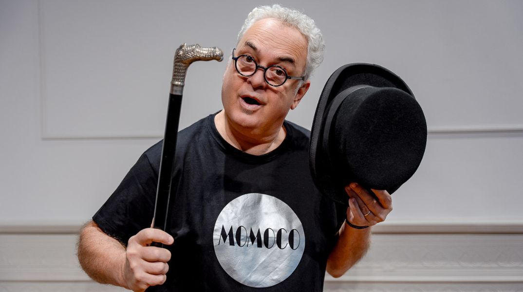 Θεσσαλονίκη: Τρεις επετειακές συναυλίες για τα 30 χρόνια των Monie & Monie Conniente - Ο Διογένης Δασκάλου μιλά για την πορεία του σχήματος.