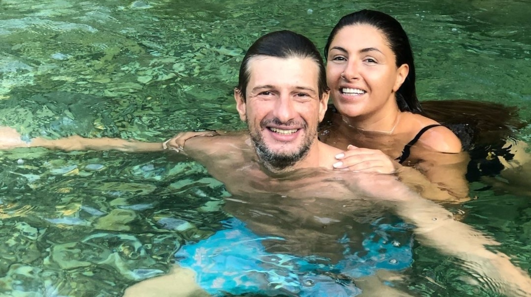 H Έλενα Παπαρίζου αποχαιρέτησε τον ξάδερφό της Γιάννη Ράμο