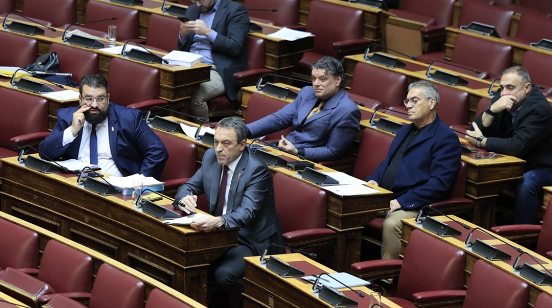 Βουλευτές του κόμματος «Σπαρτιάτες» στη Βουλή