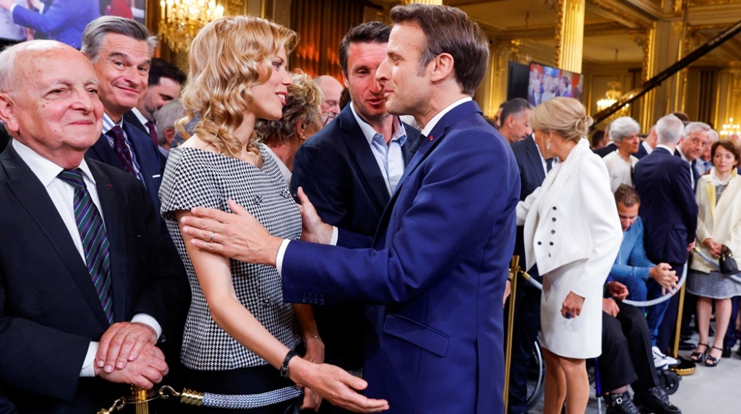 Η κόρη της Μπριζίτ Μακρόν, Τιφέν, με τον Γάλλο πρόεδρο, Εμανουέλ Μακρόν