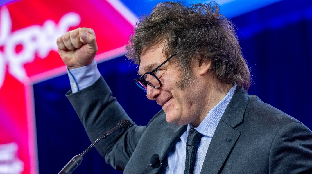 Αργεντινή: Ο πρόεδρος Μιλέι κλείνει το κρατικό πρακτορείο ειδήσεων Telam