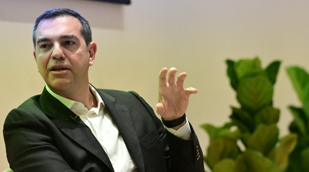 O Αλέξης Τσίπρας στο Συνέδριο «Μεταπολίτευση 50 χρόνια»