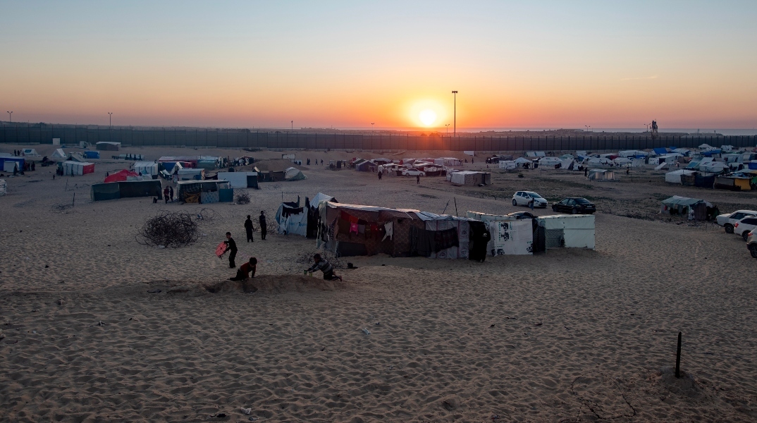 Αρχίζουν ξανά οι διαπραγματεύσεις για ανακωχή στη Γάζα