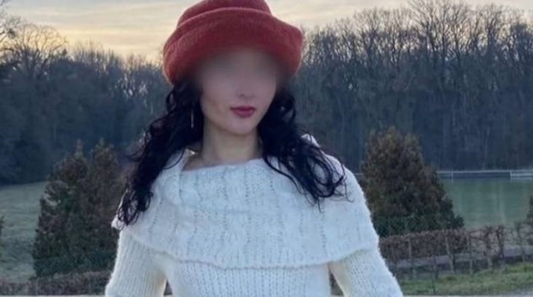 Η 22χρονη που δέχθηκε επίθεση με μαχαίρι στην Ερμού