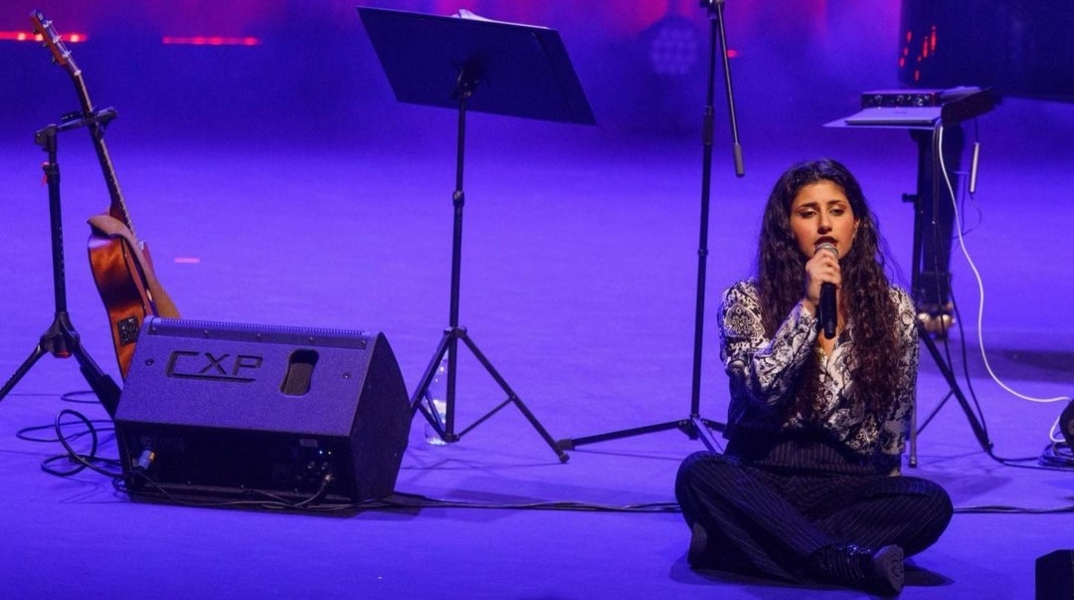 Μαρίνα Σπανού: H τραγουδίστρια που έγινε viral