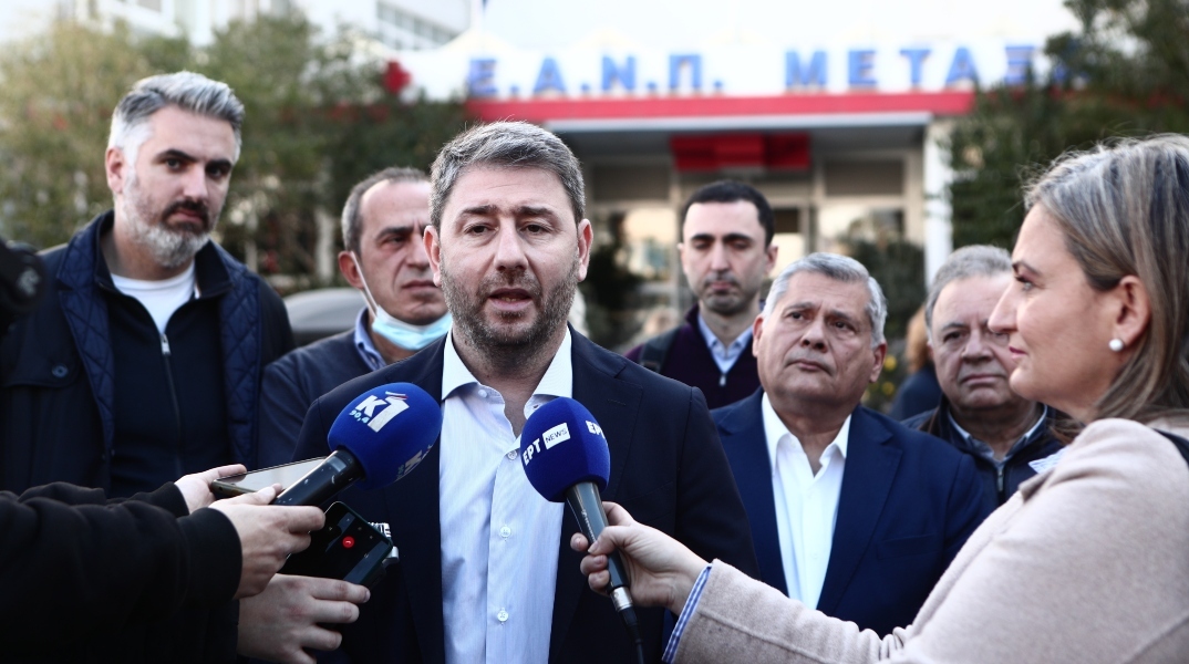 Θέλουμε αντιπολίτευση ή μήπως ένα κόμμα παρακολούθημα της ΝΔ