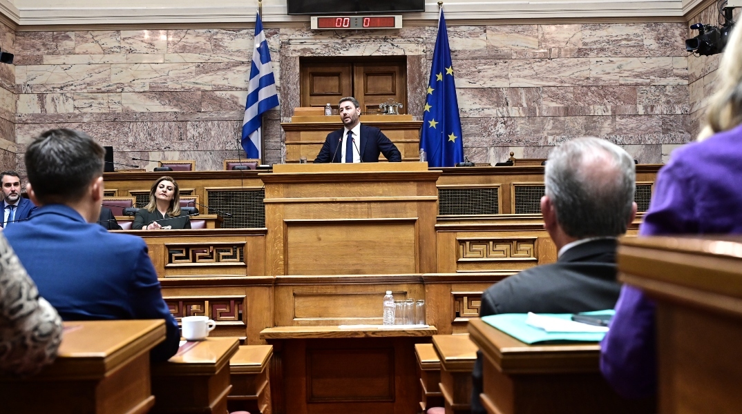 Ταραχή στην ΚΟ του ΠΑΣΟΚ για τα μη κρατικά πανεπιστήμια