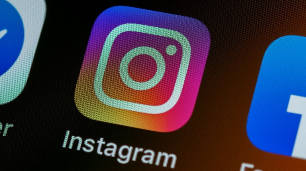 «Έπεσε» το Facebook - Προβλήματα και στο Instagram