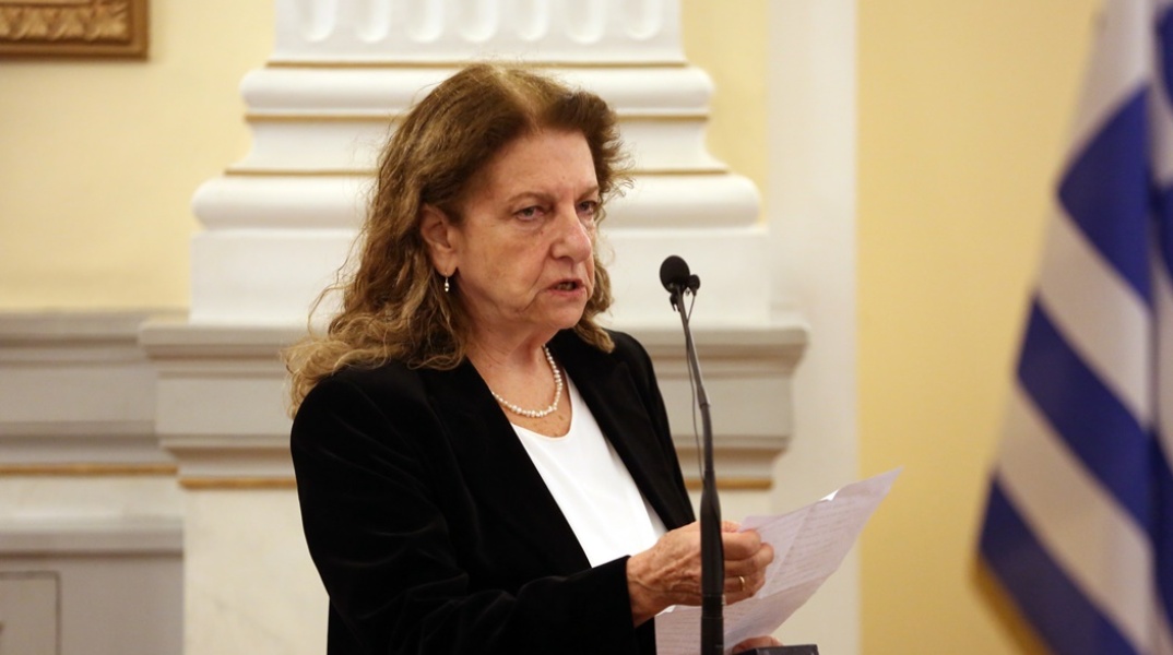 Η συγγραφέας Ρέα Γαλανάκη