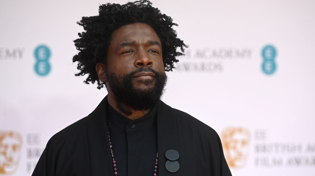 Questlove: Ο ντράμερ των The Roots υπογράφει βιβλίο για την ιστορία του ραπ κινήματος - Κυκλοφορεί τον Ιούνιο το «Hip-Hop Is History».