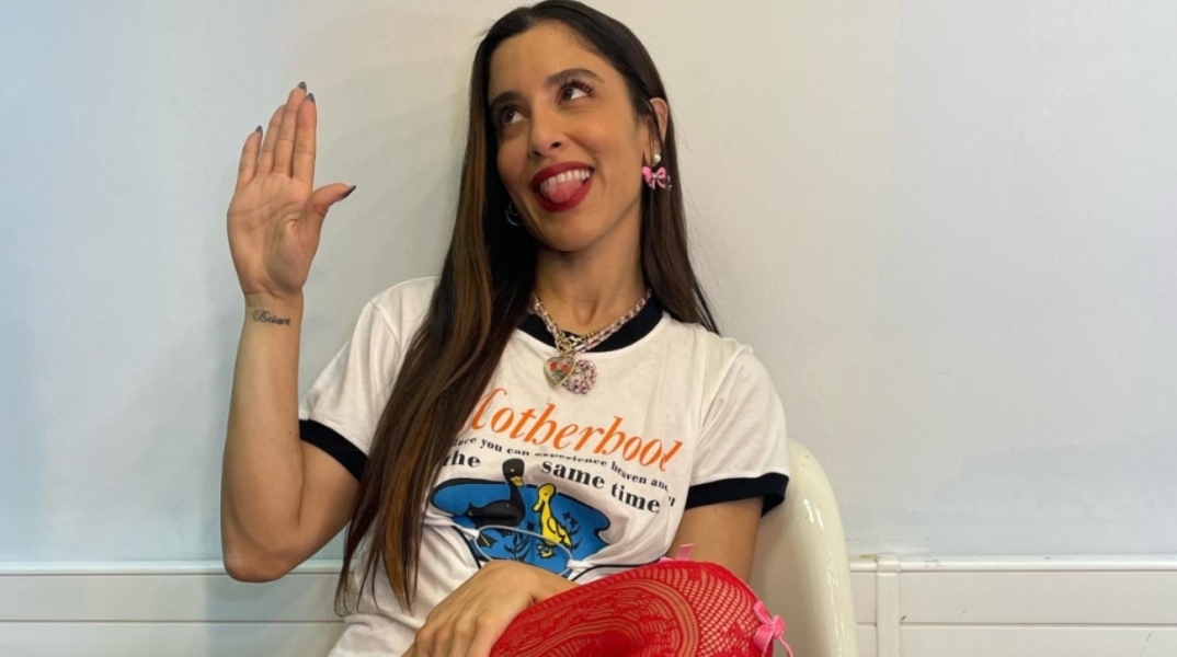 Η πρώτη ανάρτηση της Μαρίνας Σάττι για το «Zari» 