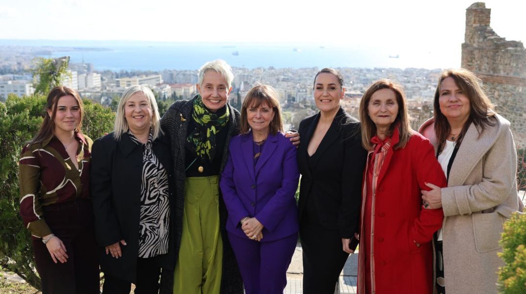 Κατερίνα Σακελλαροπούλου: Συνάντηση της ΠτΔ με έξι γυναίκες από την κοινωνία των πολιτών, με την ευκαιρία της Παγκόσμιας Ημέρας της Γυναίκας.