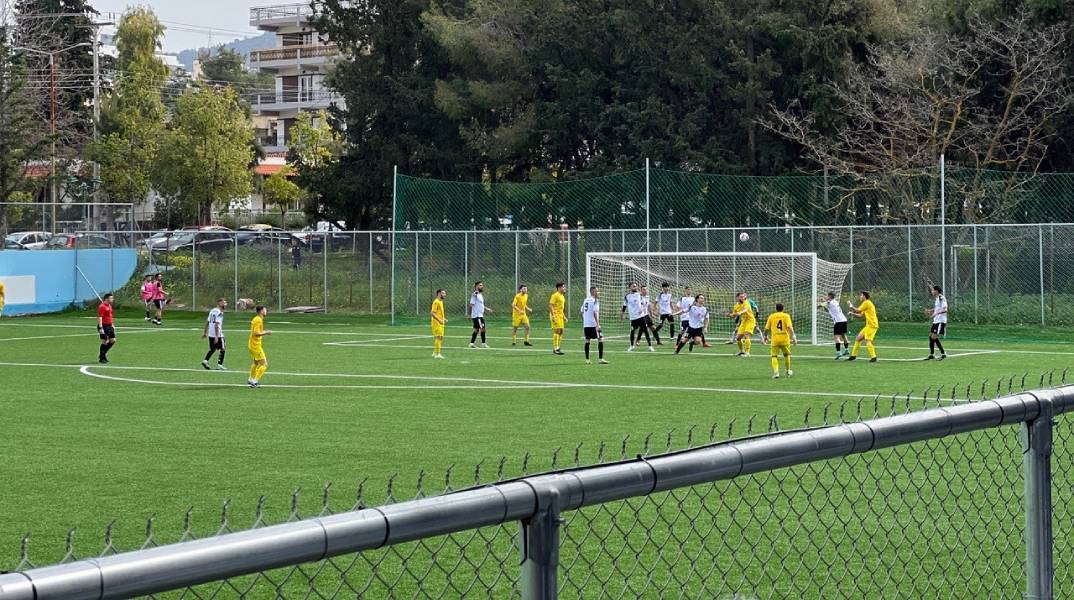 «Παντού Κεραυνός είναι»