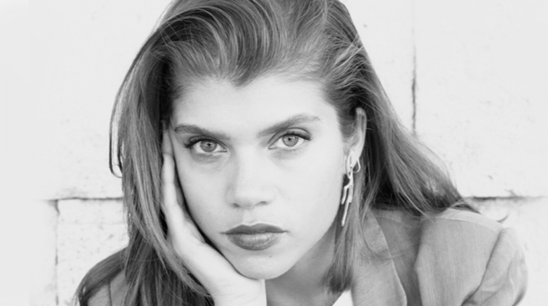 Συναντήσεις με νέους ποιητές: Ο Θανάσης Πάνου συνομιλεί με την Ήλια Μπούρα