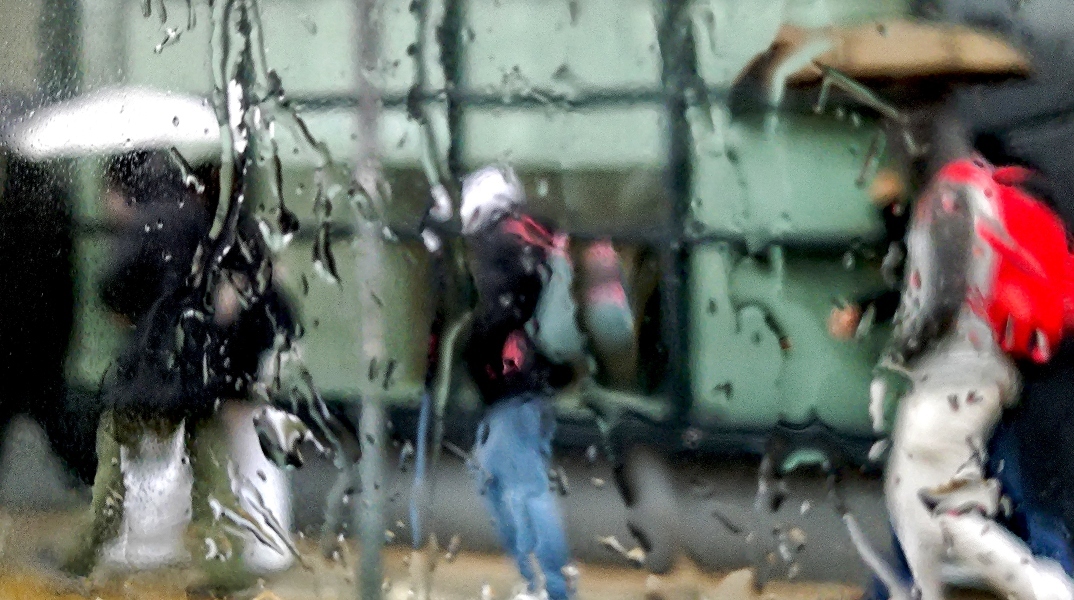 Καιρός: Έρχεται ψυχρό μέτωπο από το απόγευμα