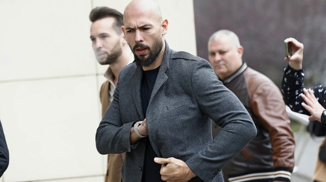 Άντριου Τέιτ