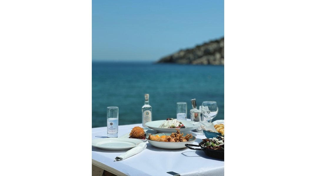 CASA NOSTRA: Φρέσκο ψάρι και θαλασσινά στη Σαλαμίνα