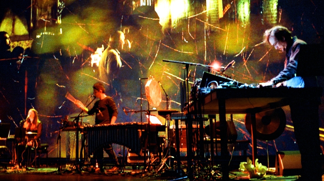 Οι Soundwalk Collective με την Patti Smith στο «Correspondences»