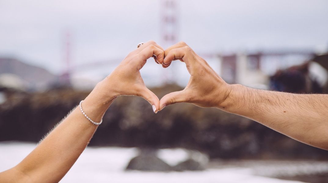 Ποιοι γιορτάζουν σήμερα 18 Μαρτίου; Το εορτολόγιο της Athens Voice σου τους θυμίζει. Μην ξεχάσεις να τους δώσεις τις καλύτερες ευχές σου!