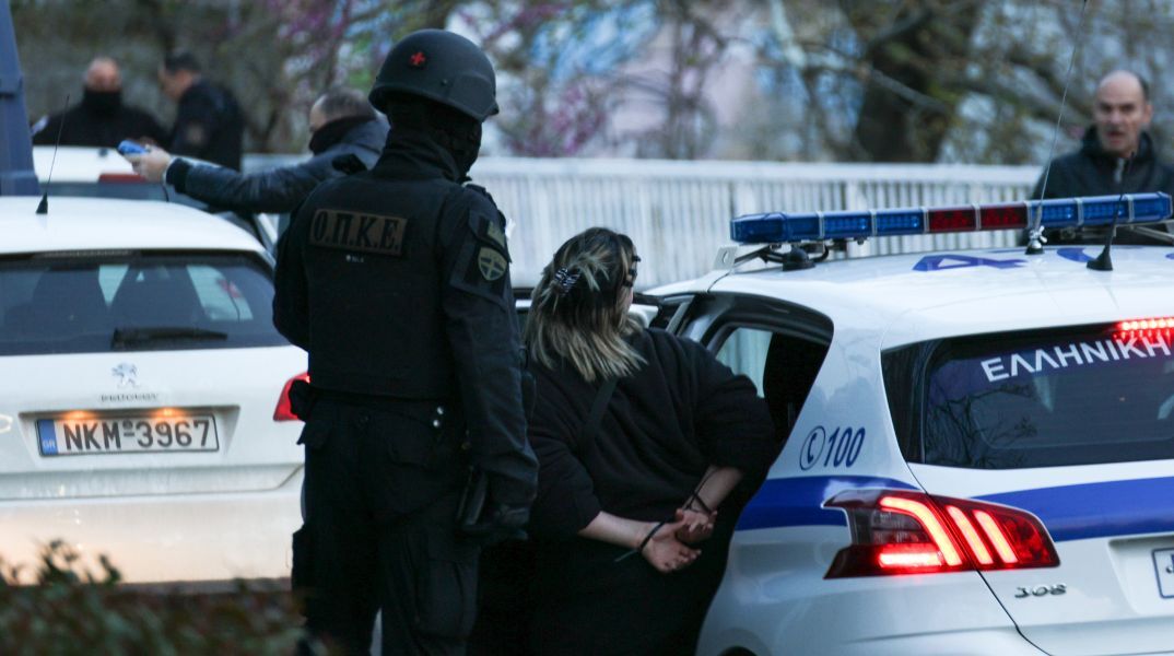 Θεσσαλονίκη: Επιχείρηση της ΕΛ.ΑΣ. στο ΑΠΘ - Δίωξη στους 49 συλληφθέντες - Παραπέμφθηκαν να δικαστούν στο Αυτόφωρο.