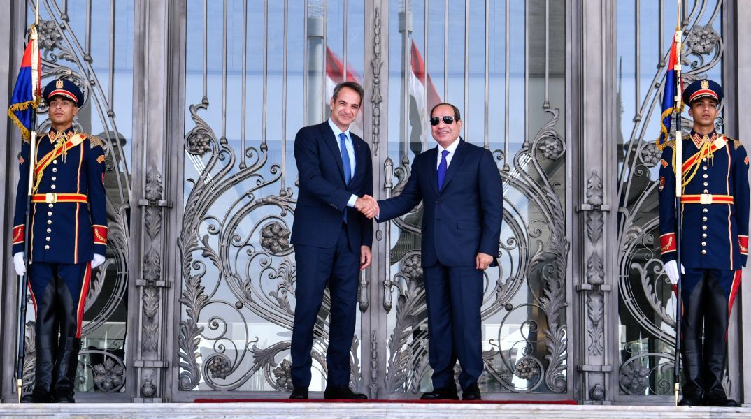 Ε.Ε. - Αίγυπτος: Μίνι σύνοδος στο Κάιρο με στόχο μία στρατηγική σχέση - Στο Κάιρο Κυριάκος Μητσοτάκης, Ούρσουλα φον ντερ Λάιεν.