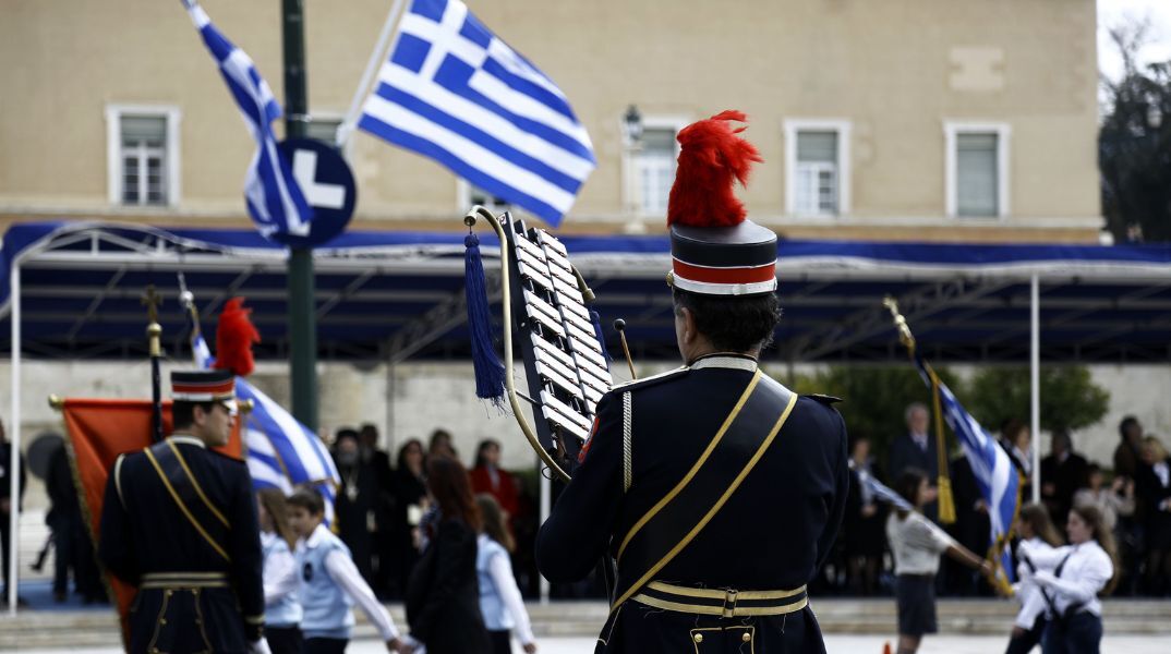 25η Μαρτίου: Οι κυκλοφοριακές ρυθμίσεις την Κυριακή και τη Δευτέρα (24-25/3) στην Αθήνα λόγω της μαθητικής και στρατιωτικής παρέλασης.