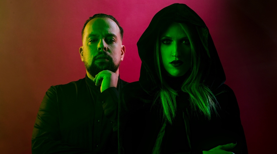 Saturday Night Satan: Ο Δημήτρης Κότσης και η Kate Soulthorn μιλούν για το πρώτο άλμπουμ του occult rock σχήματος.
