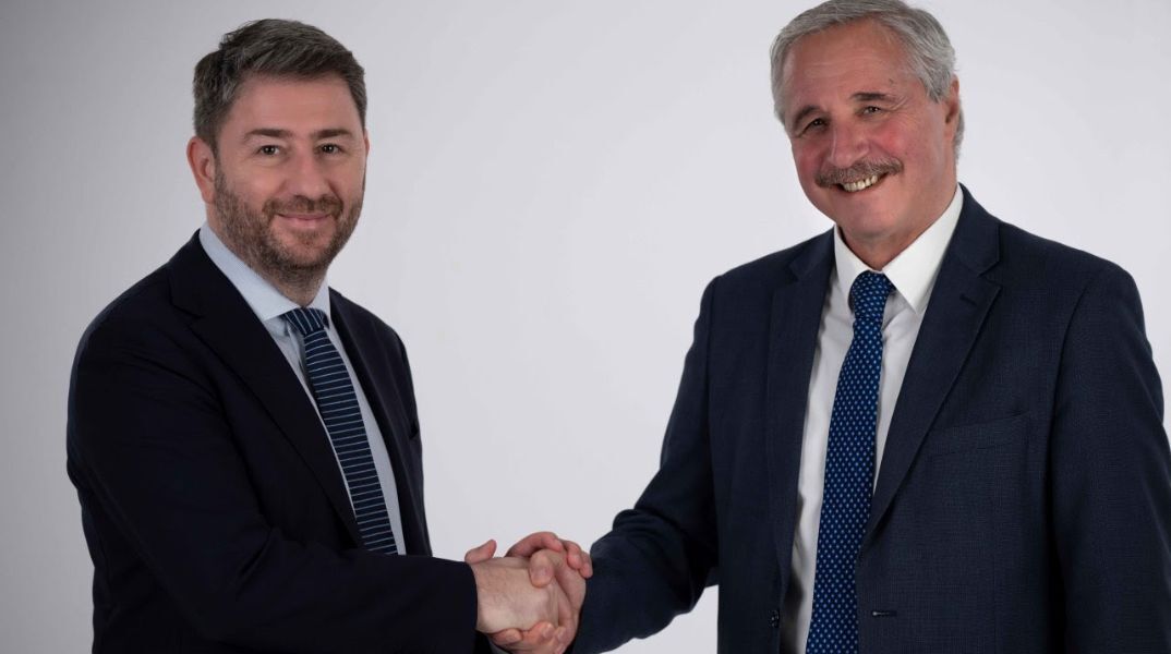 Ευρωεκλογές 2024: Ο Γιάννης Μανιάτης στο ευρωψηφοδέλτιο του ΠΑΣΟΚ - Κινήματος Αλλαγής - Το βιογραφικό του - Το σχόλιο Ανδρουλάκη. 