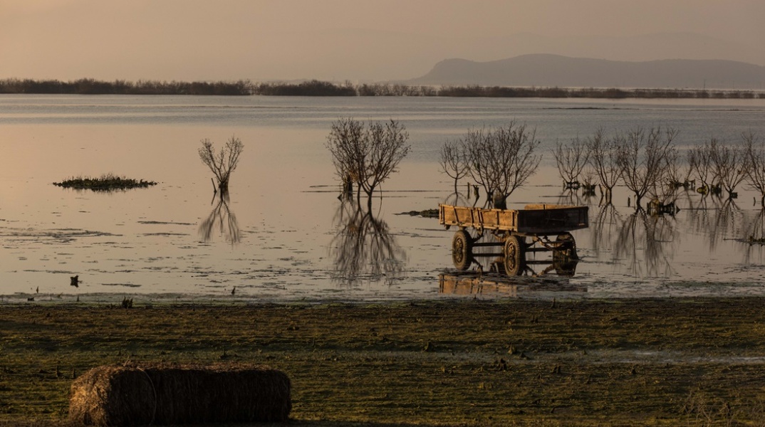 Η Λίμνη Κάρλα επτά μήνες μετά - Εικόνες