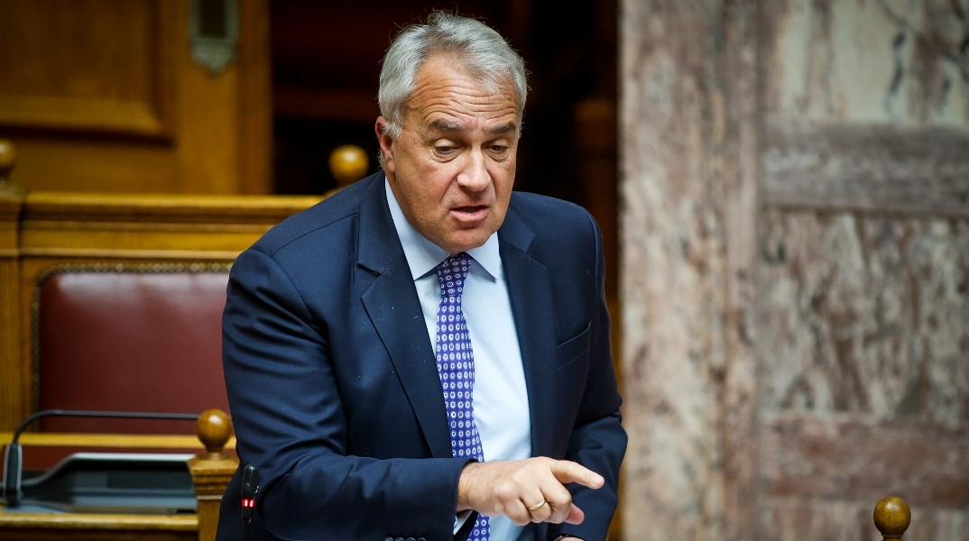 Βορίδης για Τέμπη, πρόταση δυσπιστίας και δημοσιεύματα