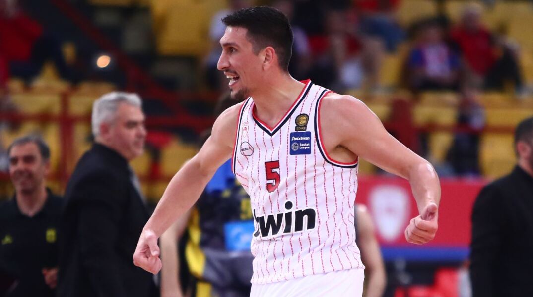 Ο Γιαννούλης Λαρεντζάκης