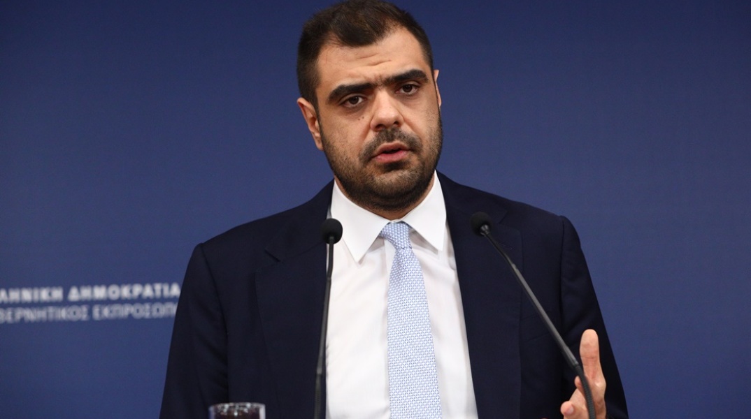 Ο κυβερνητικός εκπρόσωπος, Παύλος Μαρινάκης