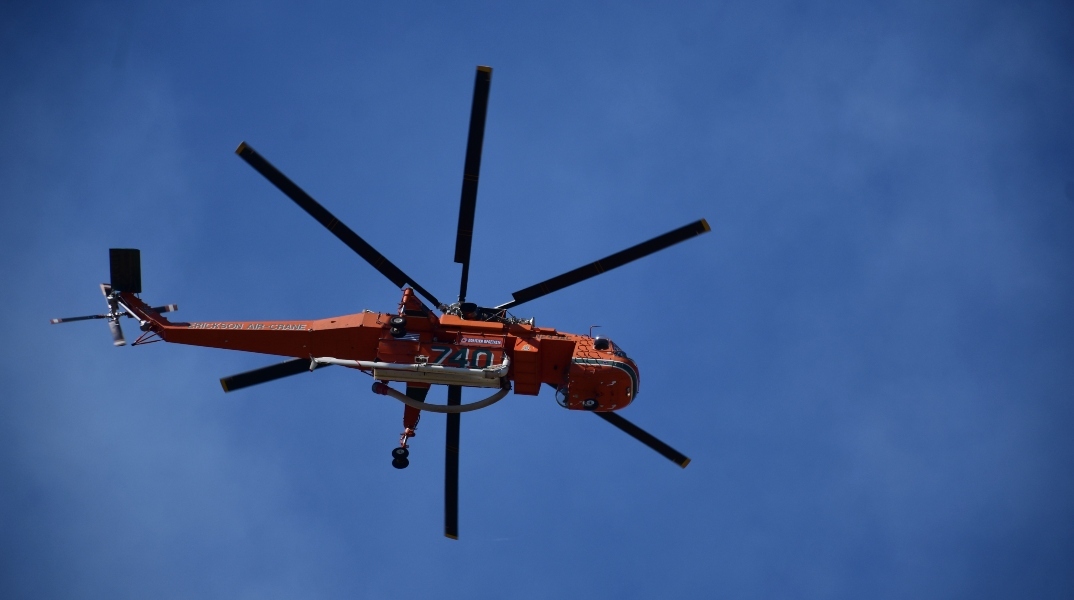 Δελφοί: Με ελικόπτερο η διάσωση τουρίστριας 