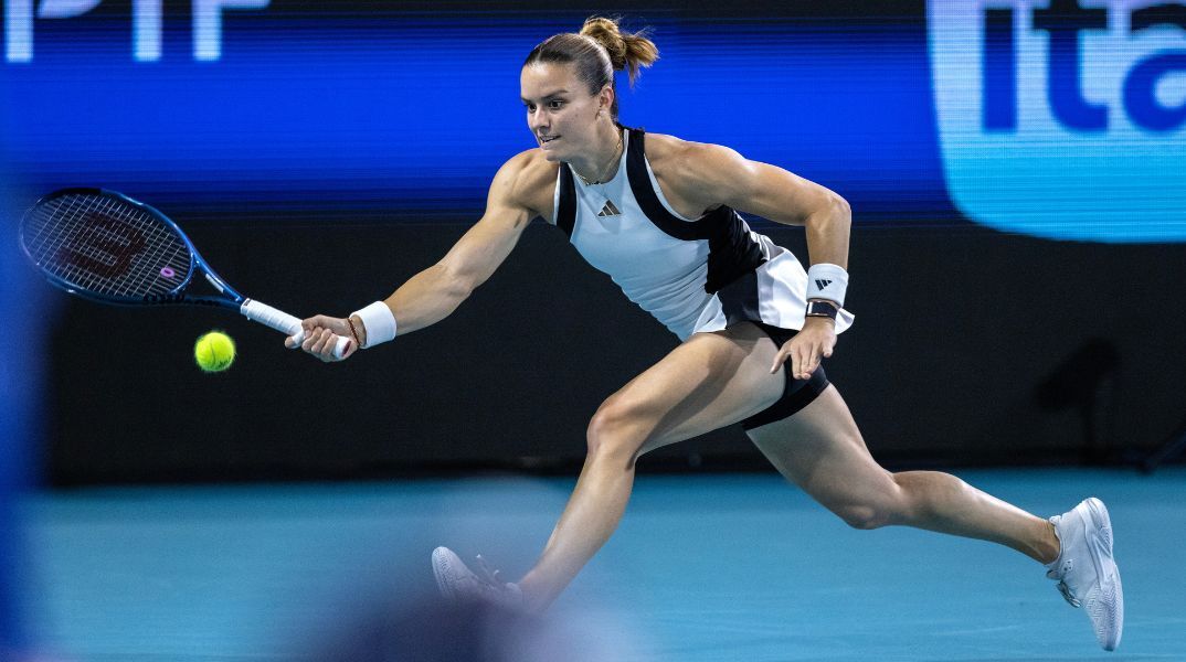 Η Μαρία Σάκκαρη προκρίθηκε στις «4» του Τσάρλεστον - Η Ελληνίδα τενίστρια απέκλεισε τη Ρωσίδα Κουντερμέτοβα και προχωρά στον ημιτελικό.