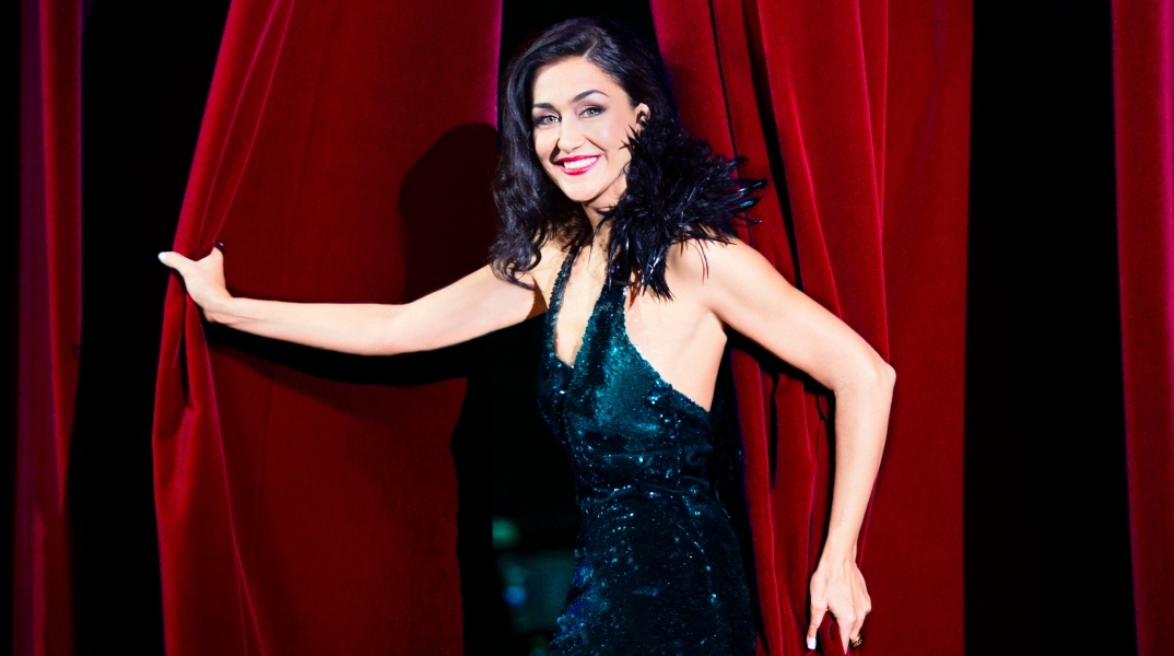 Μυρτώ Παπαθανασίου: Συνέντευξη με την ελληνίδα σοπράνο πριν τη ζωντανή εμφάνισή της στο Μέγαρο Μουσικής Αθηνών.