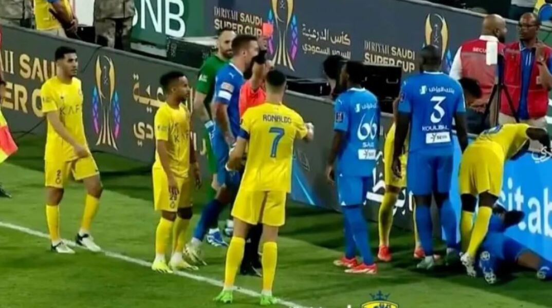 Κριστιάνο Ρονάλντο: Αποβλήθηκε για αγκωνιά σε αντίπαλο