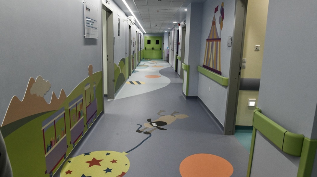 Διάδρομος νοσοκομείου Παίδων με ζωγραφιές