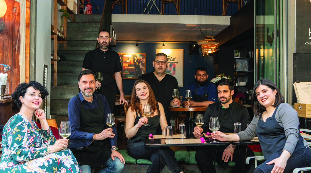 Kiki de Grèce: Το αγαπημένο wine bistro στην Ηπίτου γίνεται 10!
