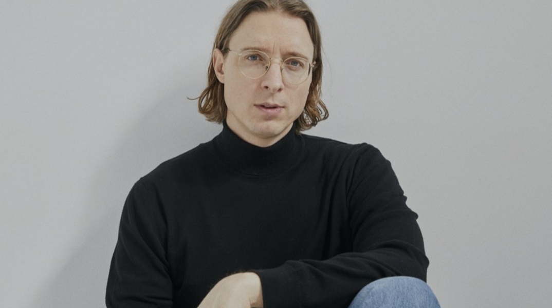 Kasper Bjørke ft. Systur (Sísý Ey) - Conversations