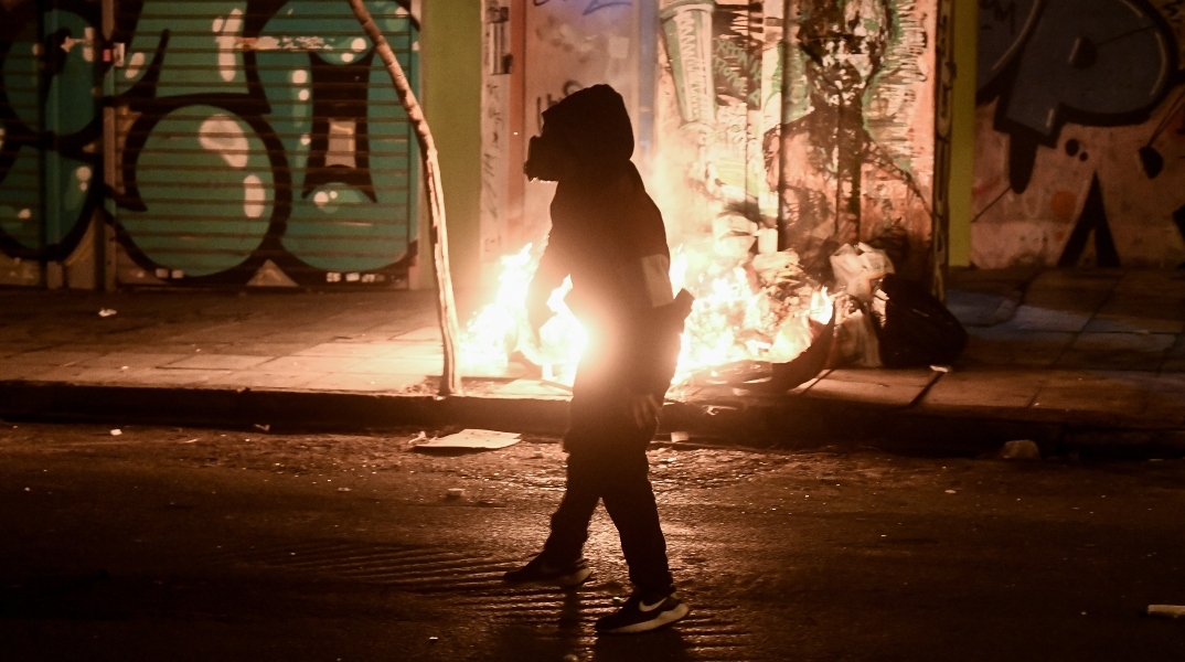 Επίθεση με μολότοφ